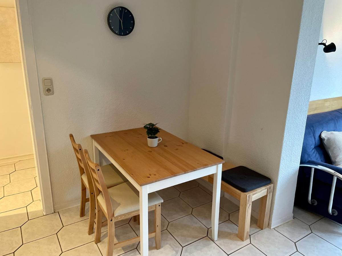 Purple Kitchen - Apartment Mit Grosser Wohnkueche Bremerhaven Ngoại thất bức ảnh